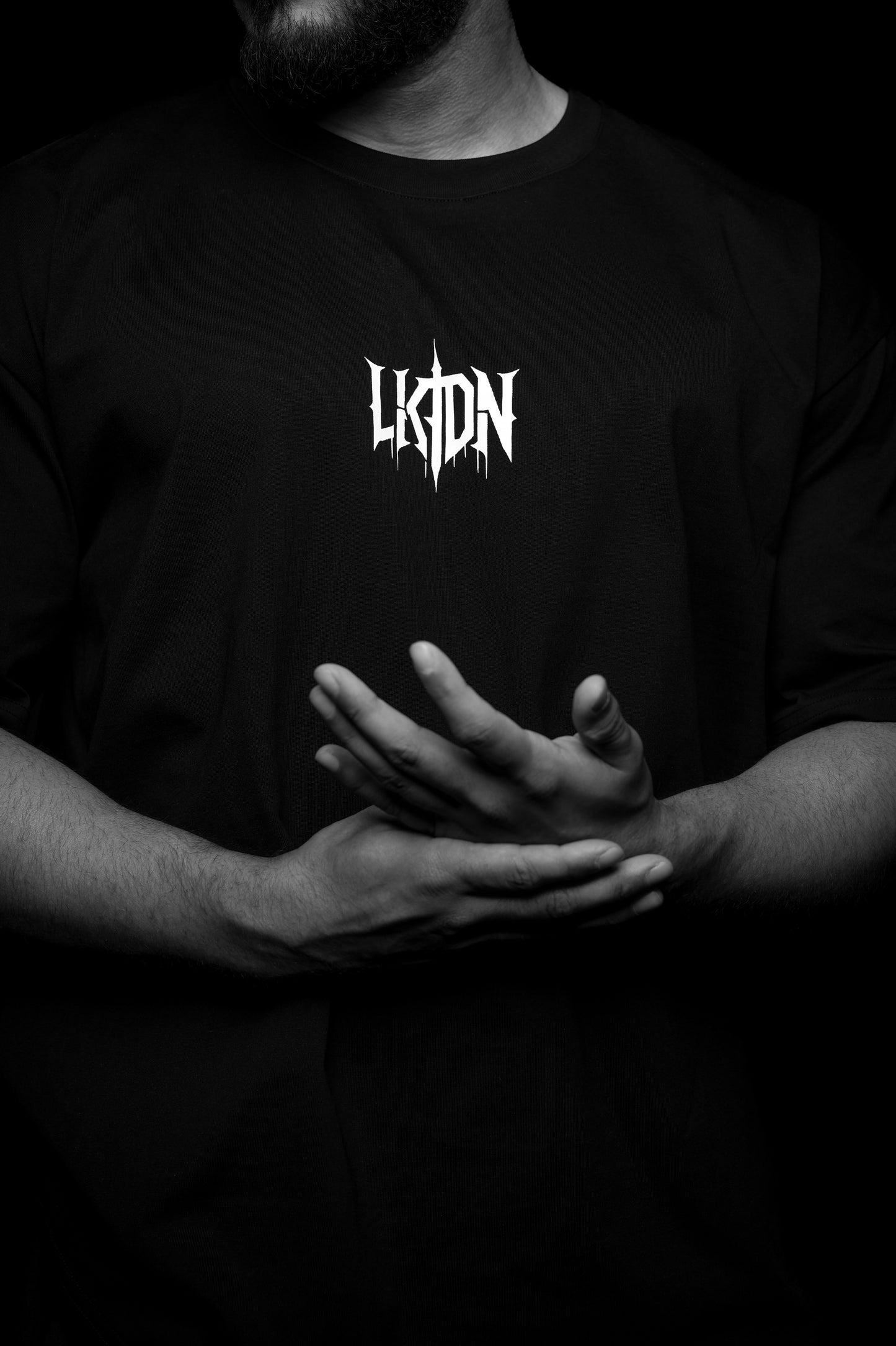 Tree's shadow oversized tee